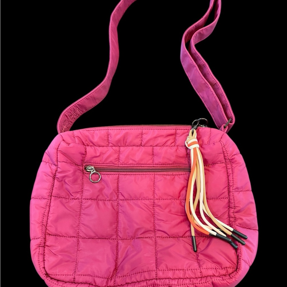 RadRev cloud bag in magenta color NWOT